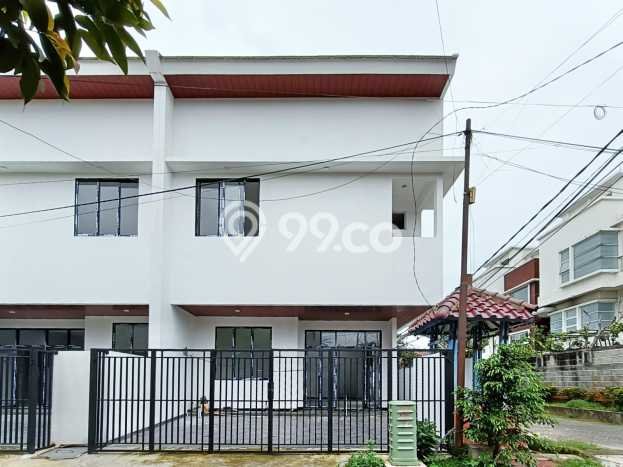 Jual Rumah Minimalis Bagus Punya 4 KT di Serpong Tangerang Selatan SHM Jual Rumah Minimalis Bagus Punya 4 KT di Serpong Tangerang Selatan SHM