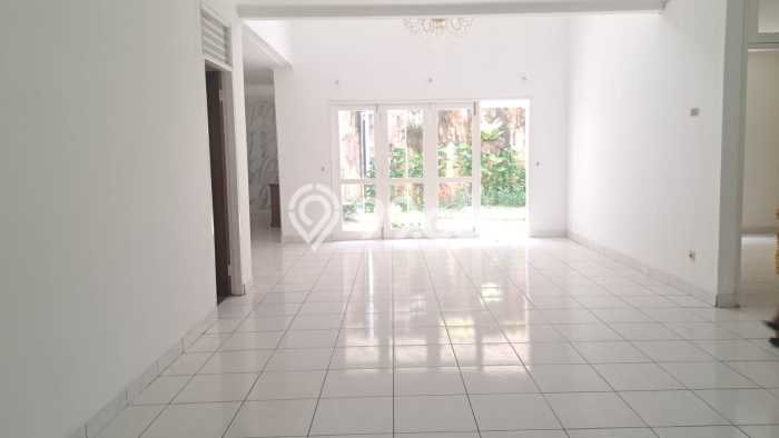 Dijual Rumah Luas Megah Dengan View Cantik di Bintaro, Tangerang Selatan Dijual Rumah Luas Megah Dengan View Cantik di Bintaro, Tangerang Selatan