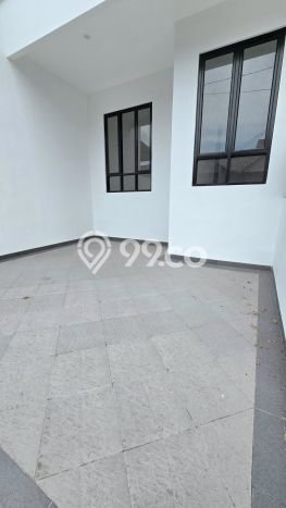For Sale Hunian Rumah Terawat 3 KT di BSD, Tangerang For Sale Hunian Rumah Terawat 3 KT di BSD, Tangerang