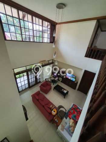 Rumah Elit Modern Siap Huni di Bintaro Jakarta Selatan Rumah Elit Modern Siap Huni di Bintaro Jakarta Selatan