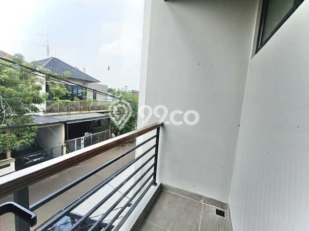 Dijual Rumah Mewah Elegan Dengan View Cantik di Bintaro, Tangerang Selatan Dijual Rumah Mewah Elegan Dengan View Cantik di Bintaro, Tangerang Selatan