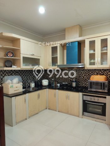 Dijual Rumah Luas Elegan Dengan View Eksklusif di Cibubur, Bogor Dijual Rumah Luas Elegan Dengan View Eksklusif di Cibubur, Bogor