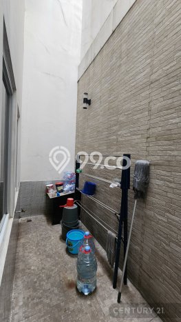 Rumah Modern 3 KT di Sunter Jakarta Utara Semi Furnished Rumah Modern 3 KT di Sunter Jakarta Utara Semi Furnished