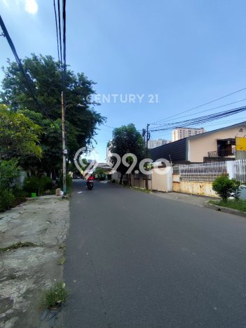 Ready to Use! Luxury House LT 489m2 Desain Modern di Rawamangun Ready to Use! Luxury House LT 489m2 Desain Modern di Rawamangun