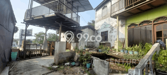 Lahan Kosong Dijual di Ciracas, Jakarta Timur, Luas 676m2 Area Strategis Lahan Kosong Dijual di Ciracas, Jakarta Timur, Luas 676m2 Area Strategis