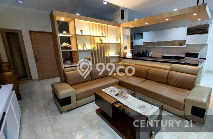 Rumah Mewah LB 570m2 Siap Huni Desain Elegan di Sunter, Jakarta Utara Rumah Mewah LB 570m2 Siap Huni Desain Elegan di Sunter, Jakarta Utara