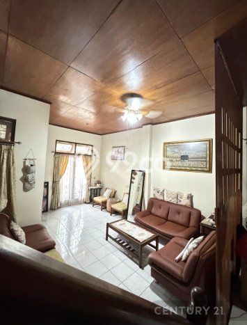 Rumah Minimalis 4 KT di Rawamangun Jakarta Timur Semi Furnished Rumah Minimalis 4 KT di Rawamangun Jakarta Timur Semi Furnished