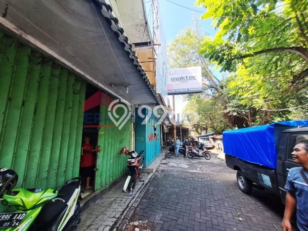 Ruko Dijual Lokasi Emas di Klojen Luas 132m2 Ruko Dijual Lokasi Emas di Klojen Luas 132m2