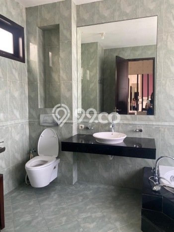 For Sale! Luxury House LT 150m2 Desain Elegan di Sunter For Sale! Luxury House LT 150m2 Desain Elegan di Sunter