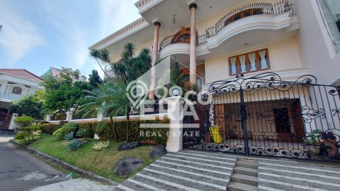 Rumah Elit Modern Tanpa Renovasi di Ancol Jakarta Utara Rumah Elit Modern Tanpa Renovasi di Ancol Jakarta Utara