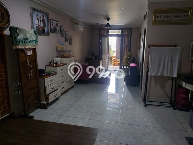 Rumah Minimalis 3 KT di Kemang Pratama Bekasi Semi Furnished Rumah Minimalis 3 KT di Kemang Pratama Bekasi Semi Furnished