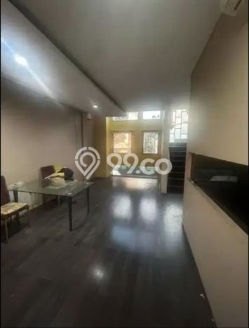 Rumah Mewah LB 188m2 Siap Huni Desain Elegan di Jati Padang, Jakarta Selatan Rumah Mewah LB 188m2 Siap Huni Desain Elegan di Jati Padang, Jakarta Selatan