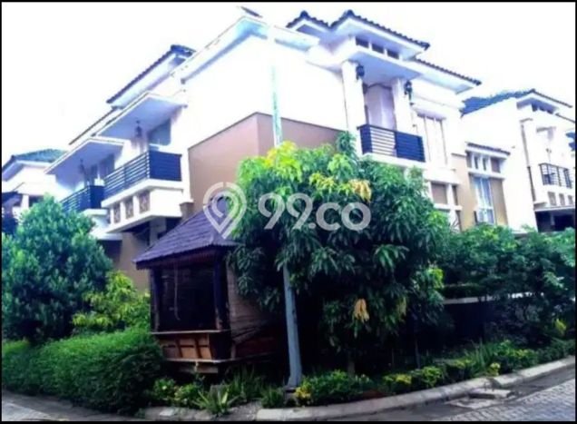 Rumah Mewah LB 570m2 Siap Huni Desain Elegan di Galaxy, Bekasi Rumah Mewah LB 570m2 Siap Huni Desain Elegan di Galaxy, Bekasi