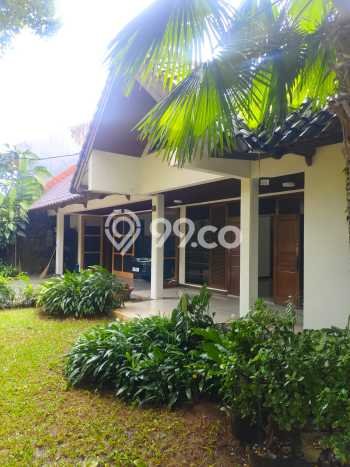 Rumah Luxury Modern Siap Huni di Kemang Jakarta Selatan Rumah Luxury Modern Siap Huni di Kemang Jakarta Selatan