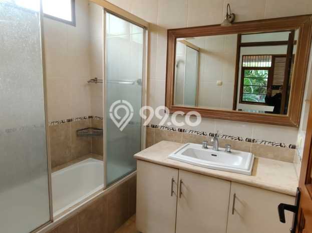 Rumah Luxury Modern Siap Huni di Kemang Jakarta Selatan Rumah Luxury Modern Siap Huni di Kemang Jakarta Selatan