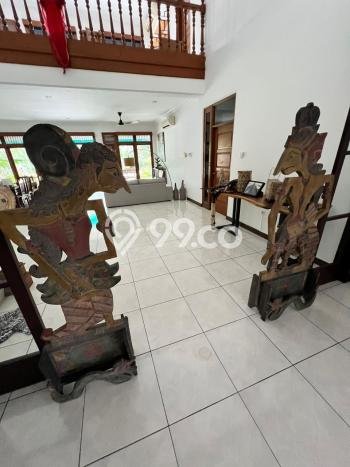 Rumah Luxury Modern Tanpa Renovasi di Kemang Jakarta Selatan Rumah Luxury Modern Tanpa Renovasi di Kemang Jakarta Selatan