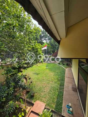 Dijual Rumah Luas Megah Dengan View Eksklusif di Senayan, Jakarta Selatan Dijual Rumah Luas Megah Dengan View Eksklusif di Senayan, Jakarta Selatan