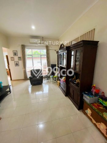 Hunian Mewah Dijual LT 423m2 di Ciracas, Jakarta Timur Hunian Mewah Dijual LT 423m2 di Ciracas, Jakarta Timur