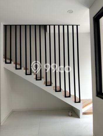 Rumah Mewah 3 KT 3 KM di Kompleks Perumahan Leuwi Panjang, Bandung Rumah Mewah 3 KT 3 KM di Kompleks Perumahan Leuwi Panjang, Bandung