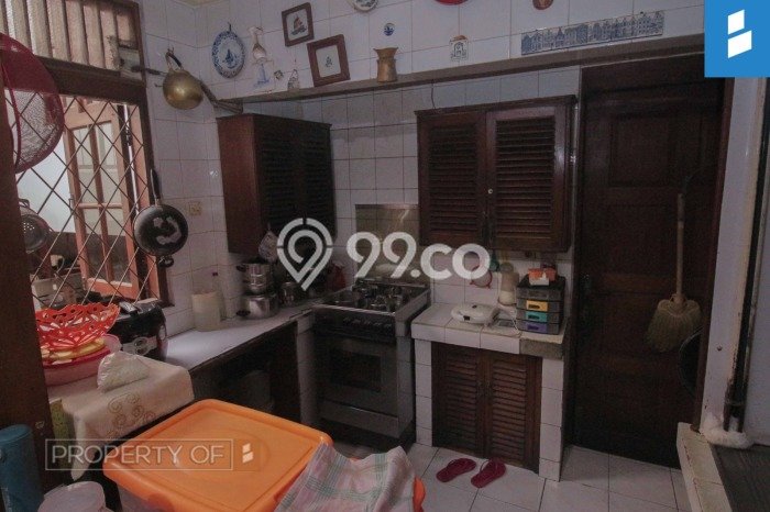 PENAWARAN TERBATAS! Rumah Berkualitas area Talaga Bodas, Luas 325m² LB 205m² PENAWARAN TERBATAS! Rumah Berkualitas area Talaga Bodas, Luas 325m² LB 205m²