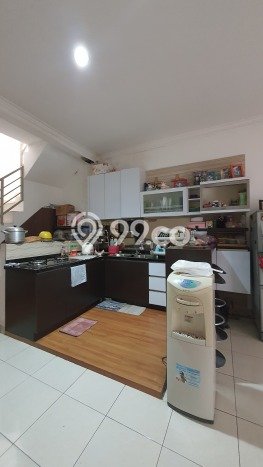 Rumah Siap Huni LT 98m² / LB 120m² di Lokasi Strategis Cihanjuang, Bandung Rumah Siap Huni LT 98m² / LB 120m² di Lokasi Strategis Cihanjuang, Bandung