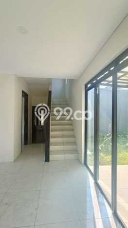 DREAM HOME! Rumah di Padalarang, 2 KM, Free Banjir, LT 120m² Bangunan 94m² DREAM HOME! Rumah di Padalarang, 2 KM, Free Banjir, LT 120m² Bangunan 94m²