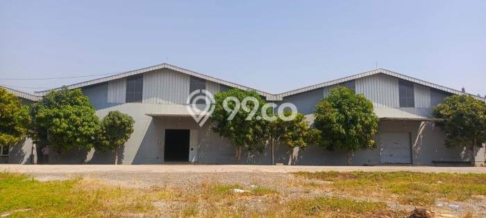 LOKASI STRATEGIS! Gudang Kawasan Gede Bage, Luas 2680m², Pengunjung Terjamin LOKASI STRATEGIS! Gudang Kawasan Gede Bage, Luas 2680m², Pengunjung Terjamin