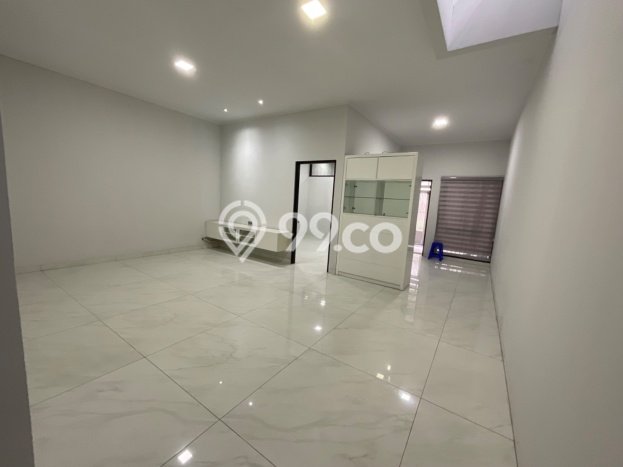 Rumah Strategis dengan Luas Bangunan 400m2m² di Kawasan , Bandung Rumah Strategis dengan Luas Bangunan 400m2m² di Kawasan , Bandung