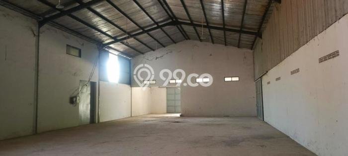 LOKASI STRATEGIS! Gudang Kawasan Gede Bage, Luas 2680m², Pengunjung Terjamin LOKASI STRATEGIS! Gudang Kawasan Gede Bage, Luas 2680m², Pengunjung Terjamin