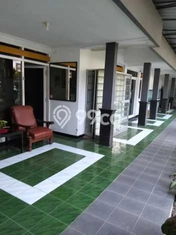 Jual Rumah Luas Elegan Dengan View Cantik di Caturtunggal, Sleman Jual Rumah Luas Elegan Dengan View Cantik di Caturtunggal, Sleman
