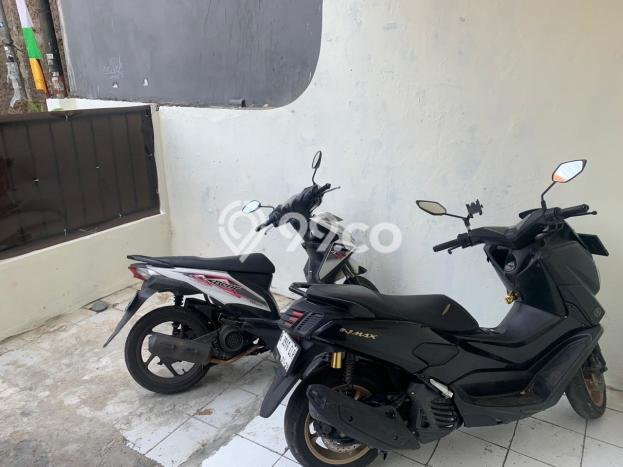 Dijual Rumah Kost di Kemanggisan, Jakarta Barat, 10 KT, 4 KM, Bangunan 170m2 Dijual Rumah Kost di Kemanggisan, Jakarta Barat, 10 KT, 4 KM, Bangunan 170m2