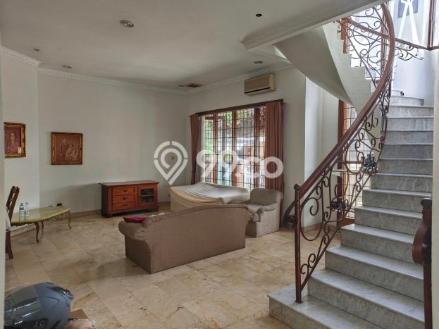 Rumah Luxury Modern Siap Huni di Tomang Jakarta Barat Rumah Luxury Modern Siap Huni di Tomang Jakarta Barat