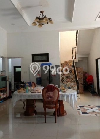 Jual Rumah Mewah Elegan Dengan View Eksklusif di Meruya, Jakarta Barat Jual Rumah Mewah Elegan Dengan View Eksklusif di Meruya, Jakarta Barat