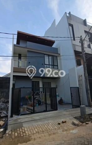 Ready to Use! Luxury House LT 126m2 Desain Modern di Meruya Ready to Use! Luxury House LT 126m2 Desain Modern di Meruya