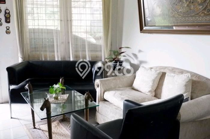 Rumah Elit LB 200m2 Siap Pakai Desain Elegan di Meruya, Jakarta Barat Rumah Elit LB 200m2 Siap Pakai Desain Elegan di Meruya, Jakarta Barat