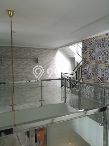 Hunian Mewah LB 320m2 Siap Huni Desain Elegan di Puri Indah, Jakarta Barat Hunian Mewah LB 320m2 Siap Huni Desain Elegan di Puri Indah, Jakarta Barat