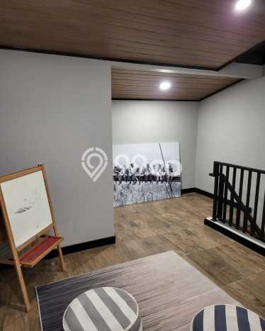 For Sale! Luxury House LT 140m2 Desain Modern di Pondok Indah For Sale! Luxury House LT 140m2 Desain Modern di Pondok Indah