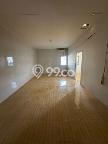 Disewakan Gudang di Kawasan Ramai Margomulyo Luas 2500m2 Disewakan Gudang di Kawasan Ramai Margomulyo Luas 2500m2
