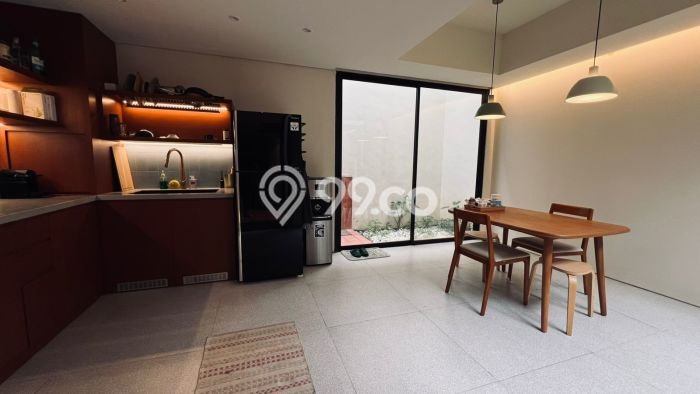 Rumah Modern 2 KT LT 90m2 di Graha Raya Bintaro Rumah Modern 2 KT LT 90m2 di Graha Raya Bintaro
