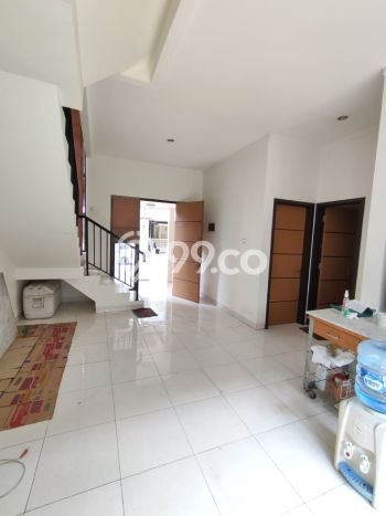 Hunian Elit LB 150m2 Siap Pakai Desain Elegan di Sektor 9-Bintaro, Tangerang Selatan Hunian Elit LB 150m2 Siap Pakai Desain Elegan di Sektor 9-Bintaro, Tangerang Selatan