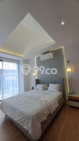 Rumah Modern 4 KT di Bintaro Tangerang Selatan Semi Furnished Rumah Modern 4 KT di Bintaro Tangerang Selatan Semi Furnished