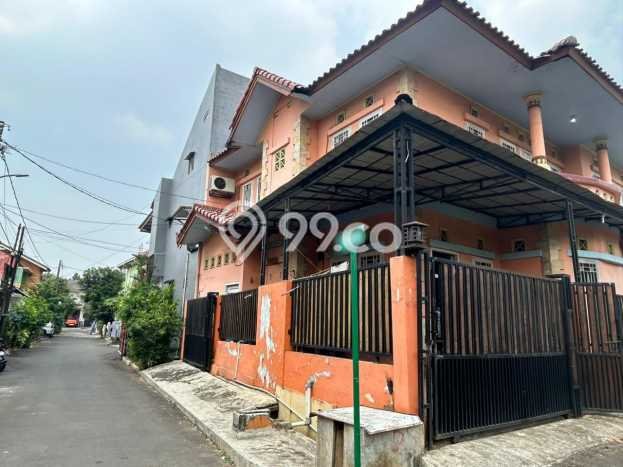 For Sale Hunian Rumah Nyaman 4 Kamar di Bintaro, Tangerang Selatan For Sale Hunian Rumah Nyaman 4 Kamar di Bintaro, Tangerang Selatan