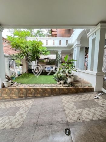 Hot Offer Hunian Mewah Ideal dan Luas di BSD, Tangerang Selatan Hot Offer Hunian Mewah Ideal dan Luas di BSD, Tangerang Selatan