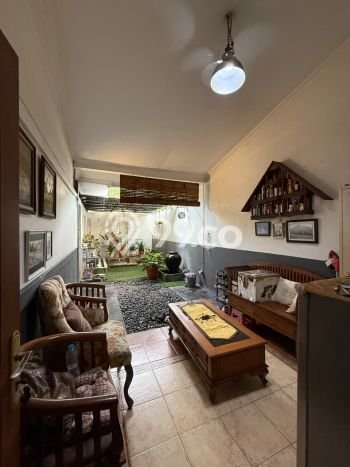 Rumah Mewah LB 250m2 Siap Huni Desain Elegan di Sektor 9-Bintaro, Tangerang Selatan Rumah Mewah LB 250m2 Siap Huni Desain Elegan di Sektor 9-Bintaro, Tangerang Selatan