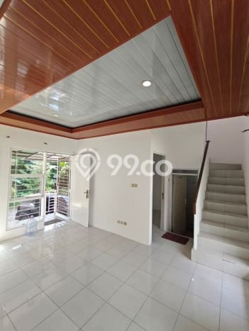 Jual Rumah Strategis Bagus Punya 2 KT di BSD Tangerang Selatan SHM Jual Rumah Strategis Bagus Punya 2 KT di BSD Tangerang Selatan SHM