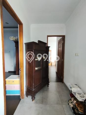 Rumah Luxury Modern Tanpa Renovasi di Bintaro Tangerang Selatan Rumah Luxury Modern Tanpa Renovasi di Bintaro Tangerang Selatan
