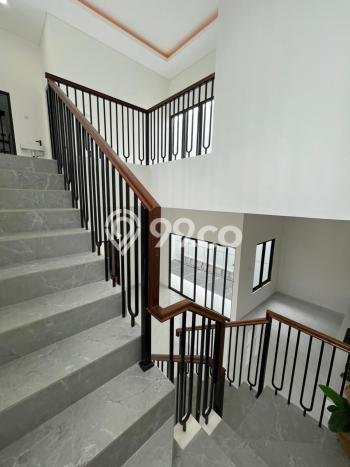 Best Deal Hunian Premium Ideal dan Luas di BSD, Tangerang Selatan Best Deal Hunian Premium Ideal dan Luas di BSD, Tangerang Selatan