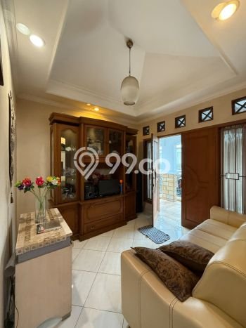 Rumah Mewah LB 250m2 Siap Huni Desain Elegan di Sektor 9-Bintaro, Tangerang Selatan Rumah Mewah LB 250m2 Siap Huni Desain Elegan di Sektor 9-Bintaro, Tangerang Selatan