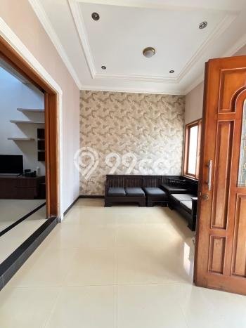 Rumah Eksklusif Dijual LT 250m2 di Kembangan, Jakarta Barat Rumah Eksklusif Dijual LT 250m2 di Kembangan, Jakarta Barat