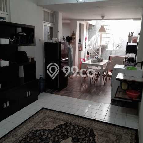Rumah Minimalis 2 KT di Sektor 2 - Bintaro Jakarta Selatan Semi Furnished Rumah Minimalis 2 KT di Sektor 2 - Bintaro Jakarta Selatan Semi Furnished